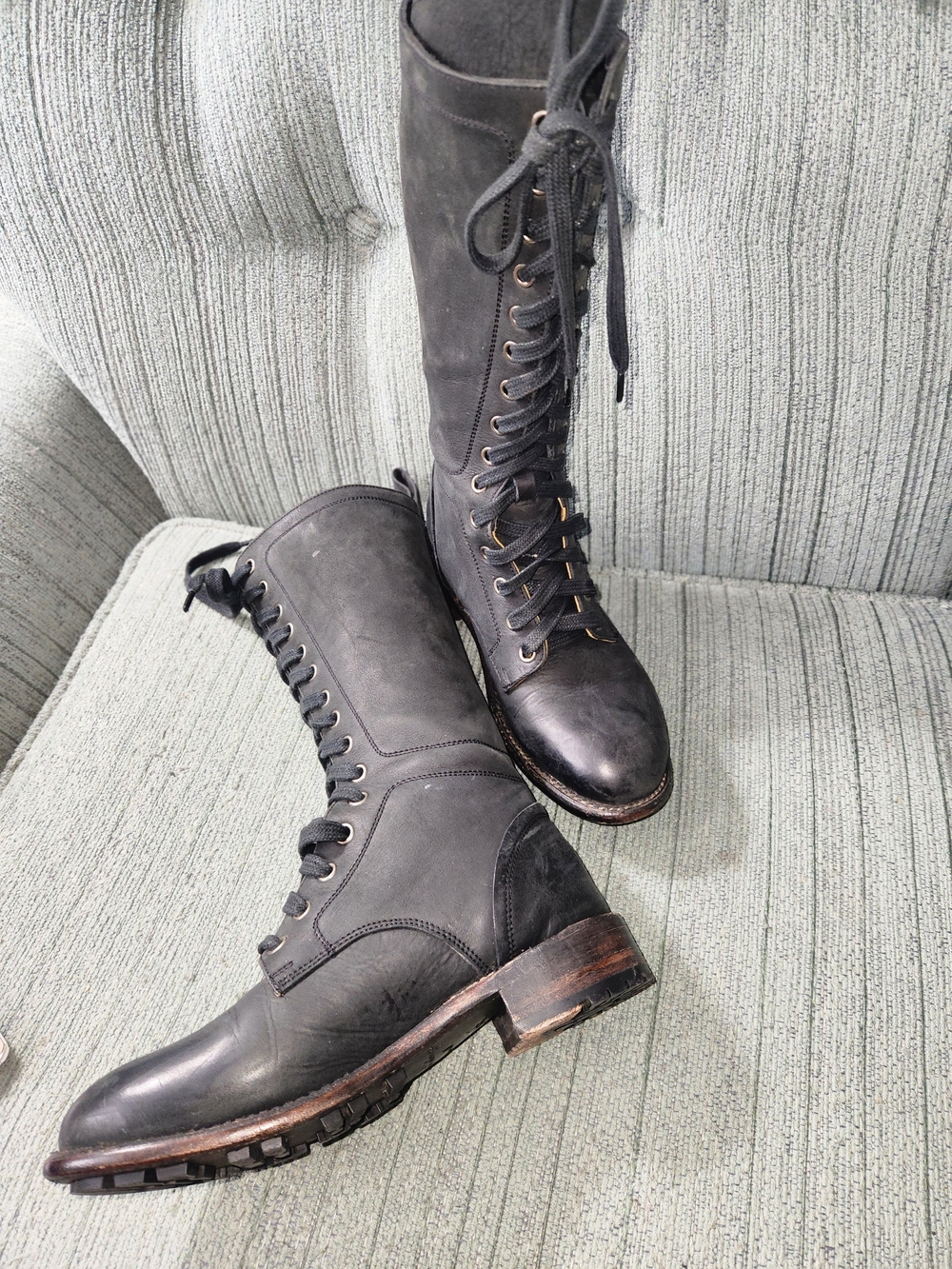 🍉John Fluevog Hedwig Boots